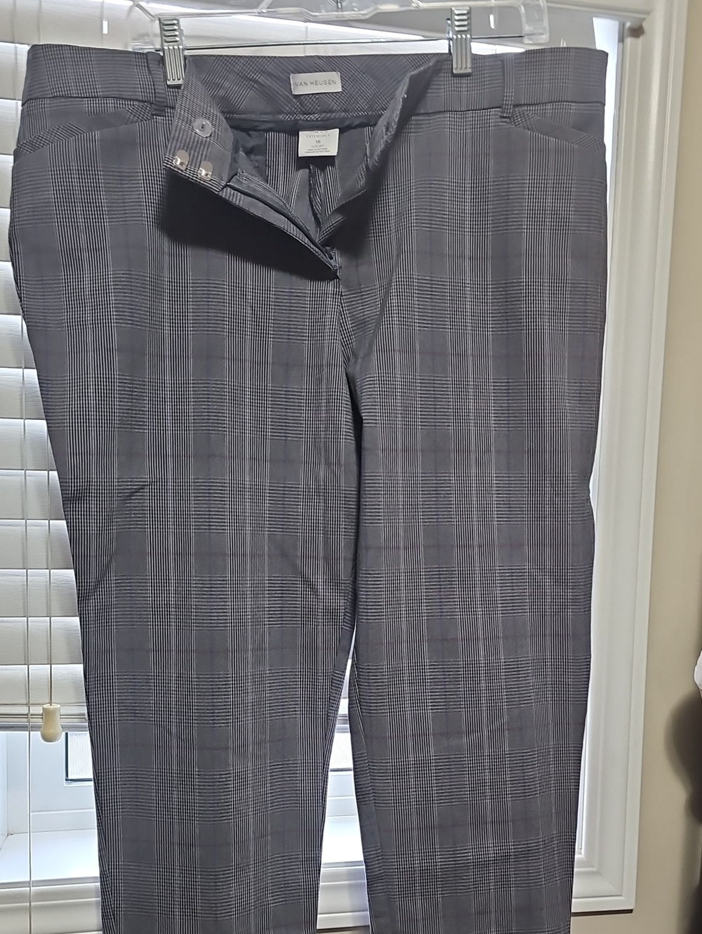 Van Heusen Charcoal Gray Glen Plaid Men’s Dress Pants